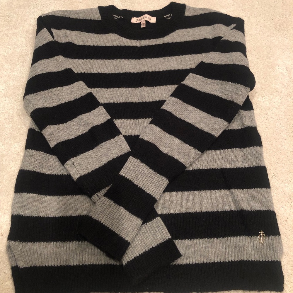 NWOT juicy couture sweater